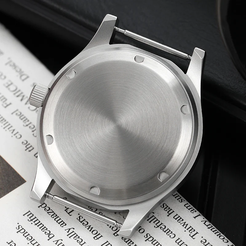 Militado 36mm D12 Quartz Field Watch - Sword Hands - Image 17