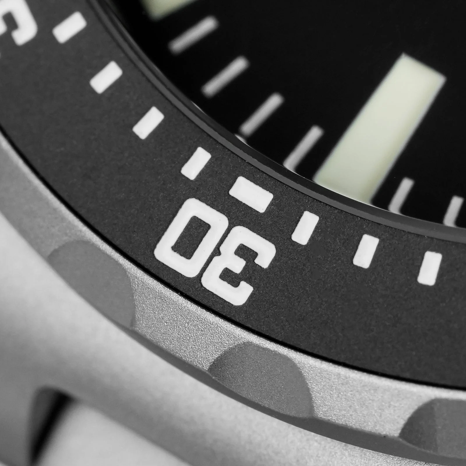 Militado 39mm Dive Watch Sapphire Crystal Military Watch ML16 - Image 8