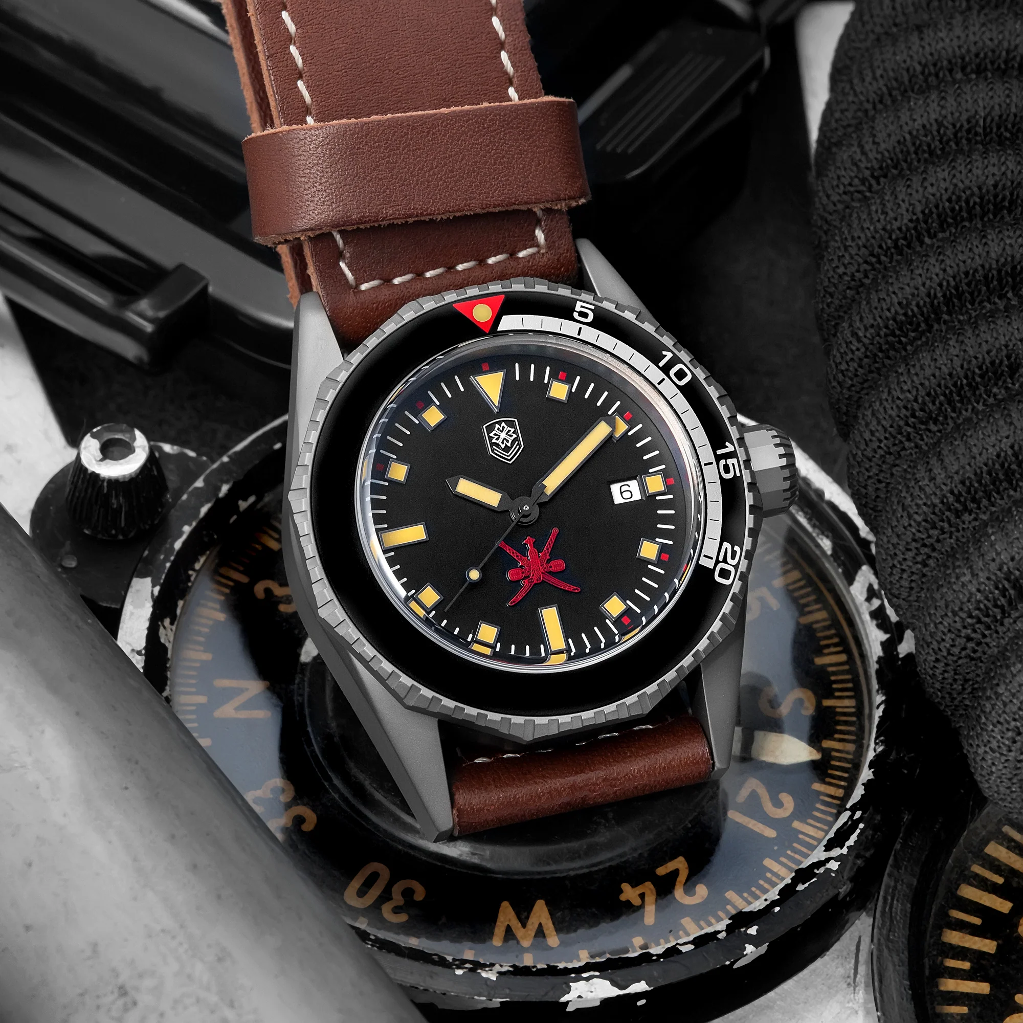 Thorn T019 Vintage Titanium Automatic Dive Watch - Image 14